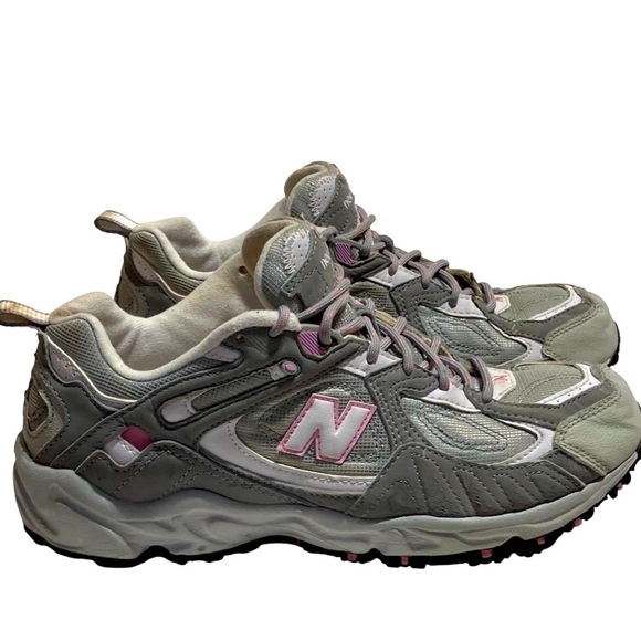 Women’s New Balance 471 Trail-Running Trainers - Picture 1 of 7